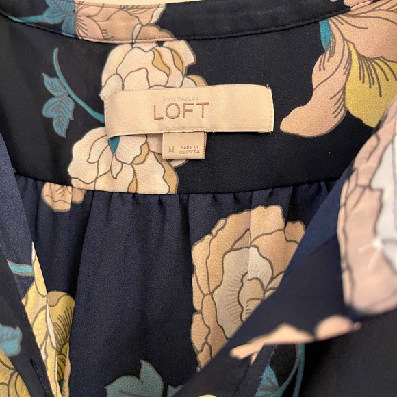 Loft Top - Picture 2 of 2